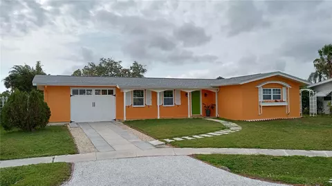 6585 Malaluka Rd, North Port, FL 34287