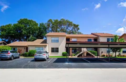3825 Sailmaker Ln #6, Holiday, FL 34691