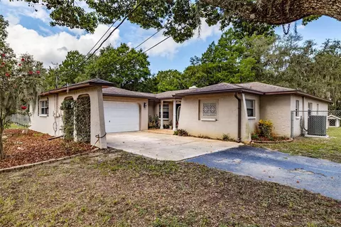 9111 Osceola Dr, New Port Richey, FL 34654