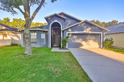 3722 Bellewater Blvd, Riverview, FL 33578