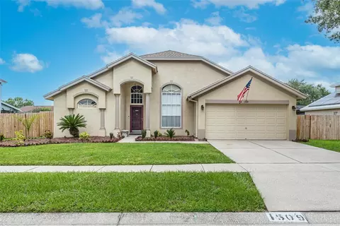 1509 Ledgestone Dr, Brandon, FL 33511
