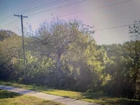 S 41 Hwy Street, Ruskin, FL 33570