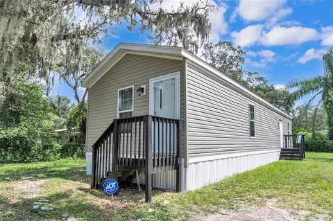 5306 Hillsborough Cir, Tampa, FL 33610