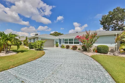 305 Brockfield Dr, Sun City Center, FL 33573