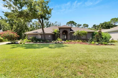 2504 Clubhouse Dr, Plant City, FL 33566