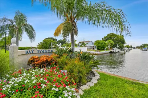 8823 Bay Pointe Dr #106, Tampa, FL 33615