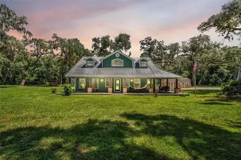 15640 Lake Iola Rd, Dade City, FL 33523