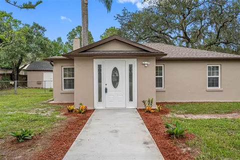 1515 W Hiawatha St, Tampa, FL 33604
