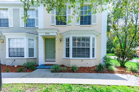 13536 Embassy Park Ct, Dade City, FL 33525