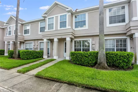 551 Kensington Lake Cir, Brandon, FL 33511