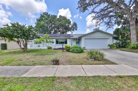 118 Valley Cir, Brandon, FL 33510