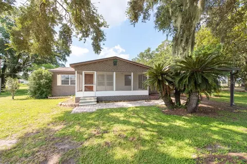 2607 E Trapnell Rd, Plant City, FL 33566