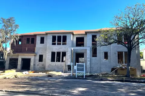 404 S Royal Palm Way, Tampa, FL 33609