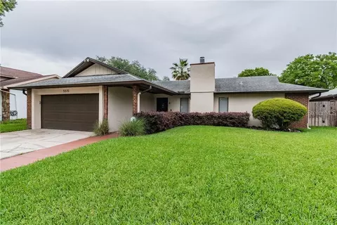 5515 Raven Ct, Tampa, FL 33625