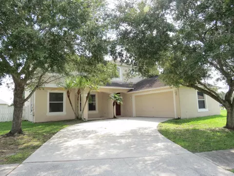 820 Bayou View Dr, Brandon, FL 33510