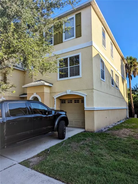 4868 Tuscan Loon Dr, Tampa, FL 33619