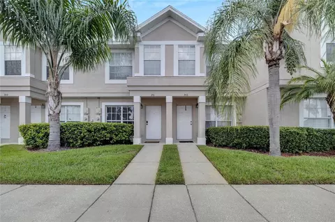 351 Kensington Lake Cir, Brandon, FL 33511