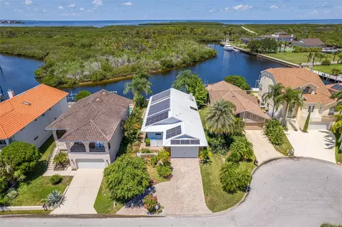 6415 Garland Ct, New Port Richey, FL 34652