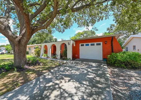 212 Morgan Ct, Palm Harbor, FL 34684