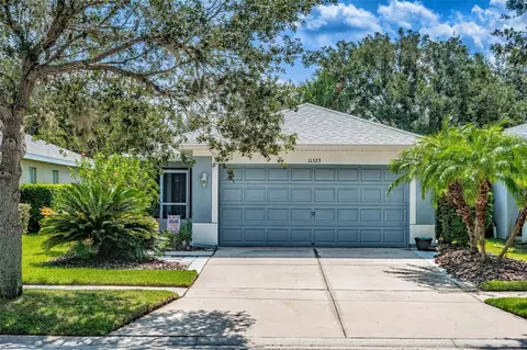 11523 Crestlake Village Dr, Riverview, FL 33569