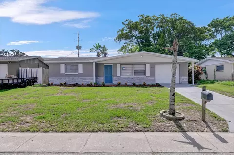 4406 Shoreline Dr, New Port Richey, FL 34652