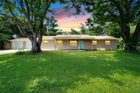 610 Elaine Dr, Brandon, FL 33511