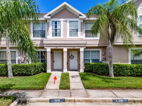 573 Kensington Lake Cir, Brandon, FL 33511