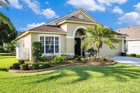7712 Shore Acres St, Wesley Chapel, FL 33545