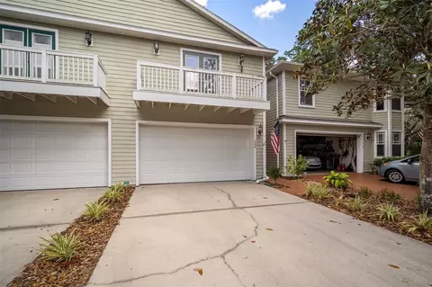 208 Arbor Shade Ct, Brandon, FL 33511
