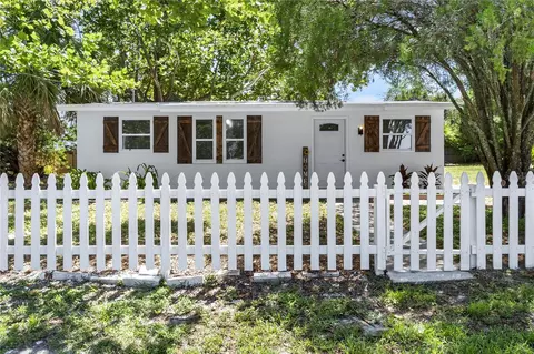 7122 Edna Ave, Hudson, FL 34667