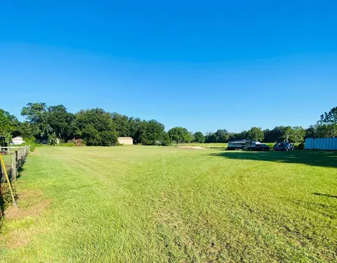 4307 Cork Rd, Plant City, FL 33565
