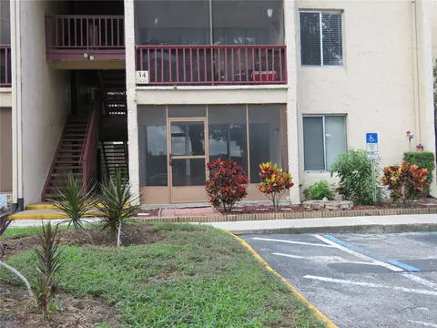 3845 S Lake Dr #186, Tampa, FL 33614