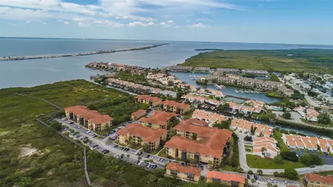 4333 Bayside Village Dr #206, Tampa, FL 33615