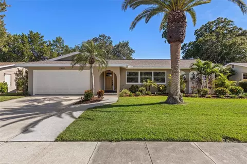 12898 89th Ave, Seminole, FL 33776