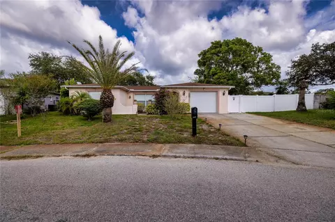 9100 Barrington Ln, Port Richey, FL 34668