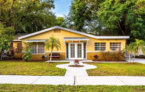 2806 W Bay Haven Dr, Tampa, FL 33611