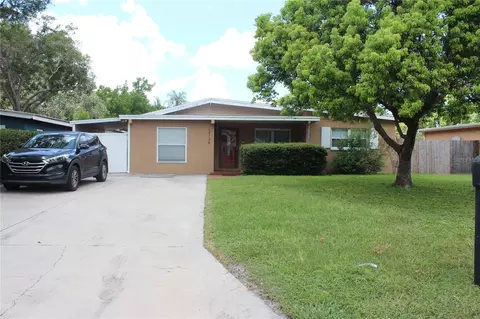 2136 Catalina Dr N, Clearwater, FL 33763