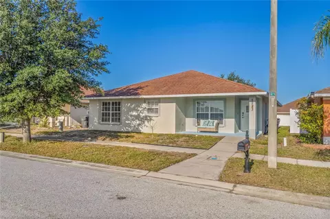 2223 Unity Village Dr, Ruskin, FL 33570