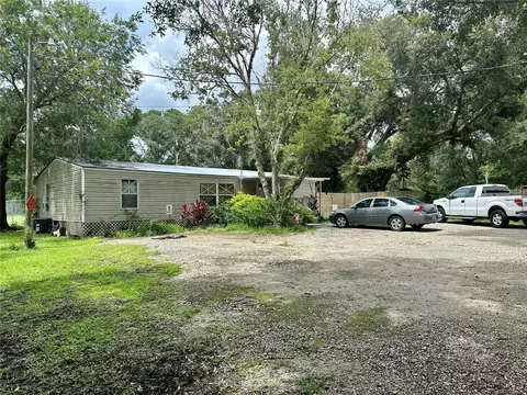 6941 Mangrove Dr, Wesley Chapel, FL 33544