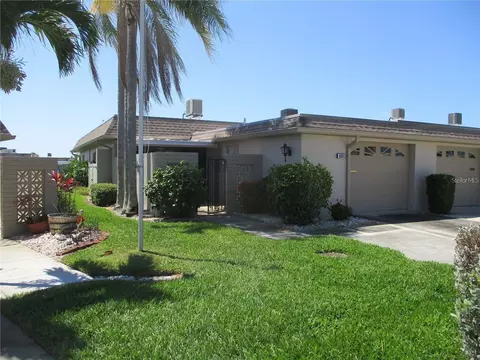 608 Boca Ciega Point Blvd N, Saint Petersburg, FL 33708