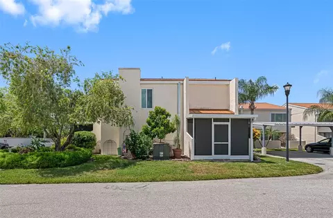 8702 Cove Ct #20, Tampa, FL 33615