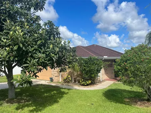 6236 Silver Lakes Dr E, Lakeland, FL 33810
