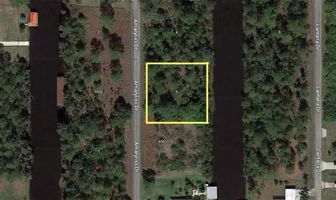 6 Amaryllis Dr S, Indian Lake Estates, FL 33855
