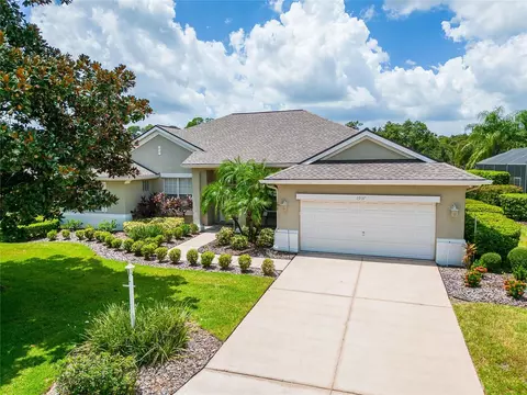 2937 Spring Hammock Dr, Plant City, FL 33566