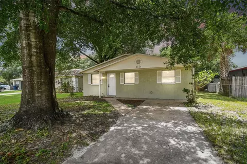 9307 N Rome Cir, Tampa, FL 33612