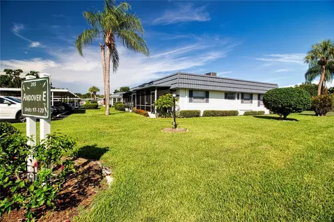 205 Andover Pl N #97, Sun City Center, FL 33573