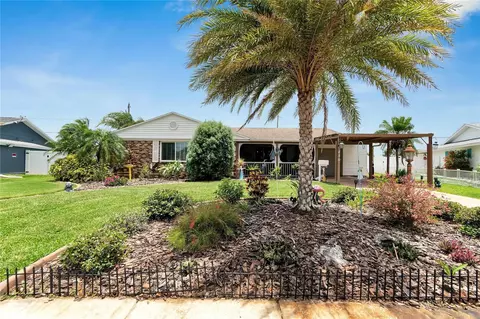 716 Sahara Dr, Sun City Center, FL 33573