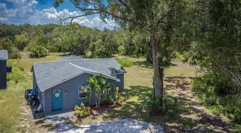 91 8th St NE, Ruskin, FL 33570
