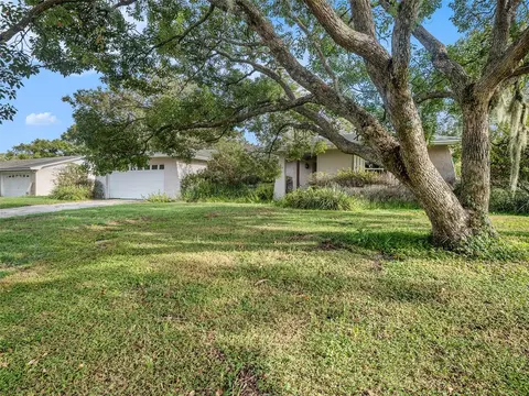 945 Bearcreek Dr, Bartow, FL 33830