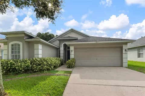 3140 Beaver Pond Trl, Valrico, FL 33596